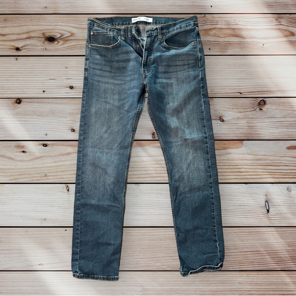 Levi’s Strauss straight leg jeans